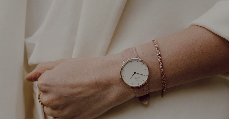 Uhr mit rosa Lederarmband: Modelle gewissen Extra mit dem